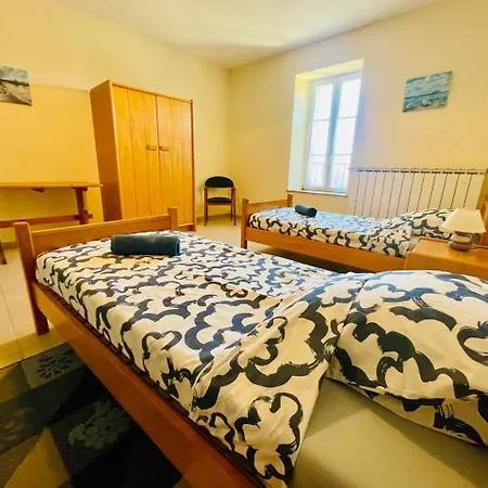 Jolie Maison A 5 Minutes De La 비아스