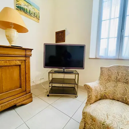 Jolie Maison A 5 Minutes De La 비아스